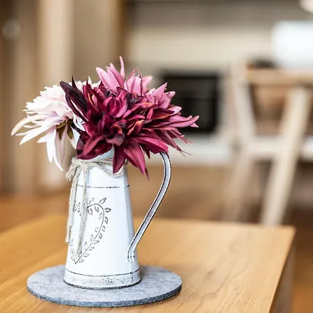 Berg Aparts Faschina - 03 * Fontanella